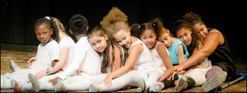 tarantella-10-10-15-bro-1DBL3092